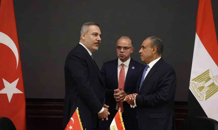 Dışişleri Bakanı Fidan, Mısır ile stratejik iş birliği için üç belge imzaladı
