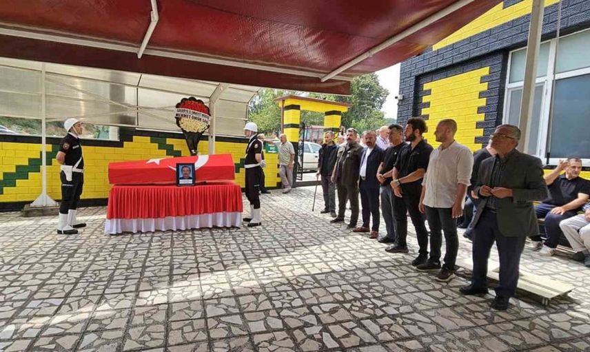 Emekli baş polis şevki akdemir, memleketinde son yolculuğuna uğurlandı