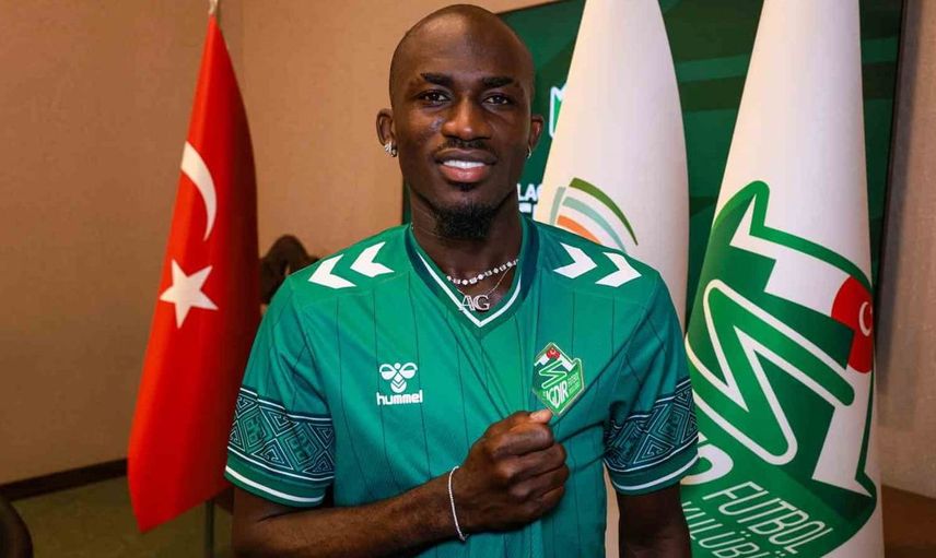 Iğdır FK, Felix Afena-Gyan ile 2 yıllık sözleşme imzaladı