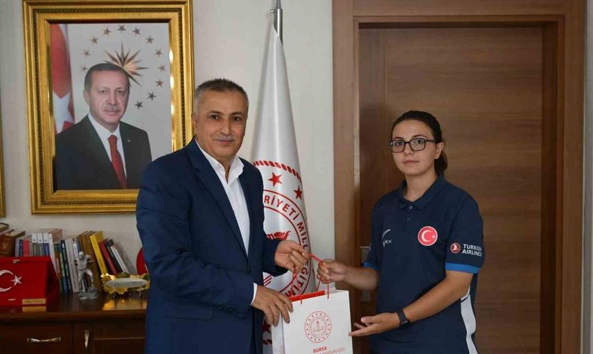 Bursalı genç okçu fatma nisa, Avrupa şampiyonu olarak takdir topladı