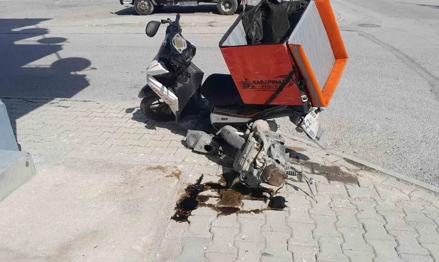 Karapınar'da motosiklet ile otomobil çarpıştı: Kaza anında bir yaralı
