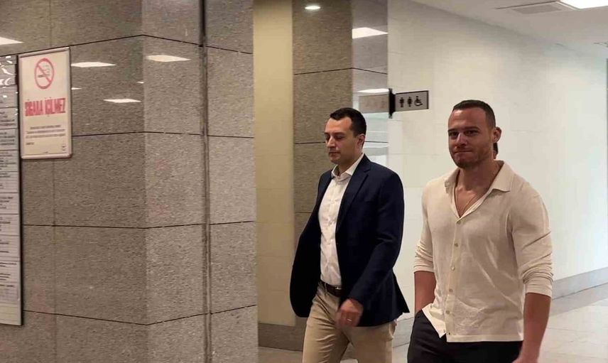 Kerem Bursin: AHBAP Derneğine 200 bin TL bağışta bulundum