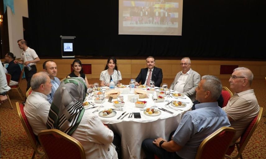 Edremit Kaymakamı Ahmet Odabaş’a vefa gecesi