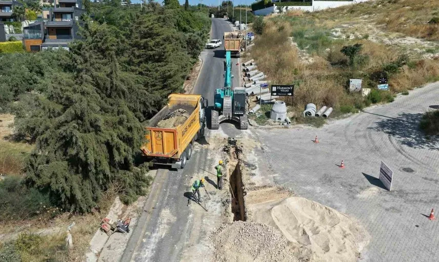 Kuşadası’nda altyapı çalışmaları hızla devam ediyor