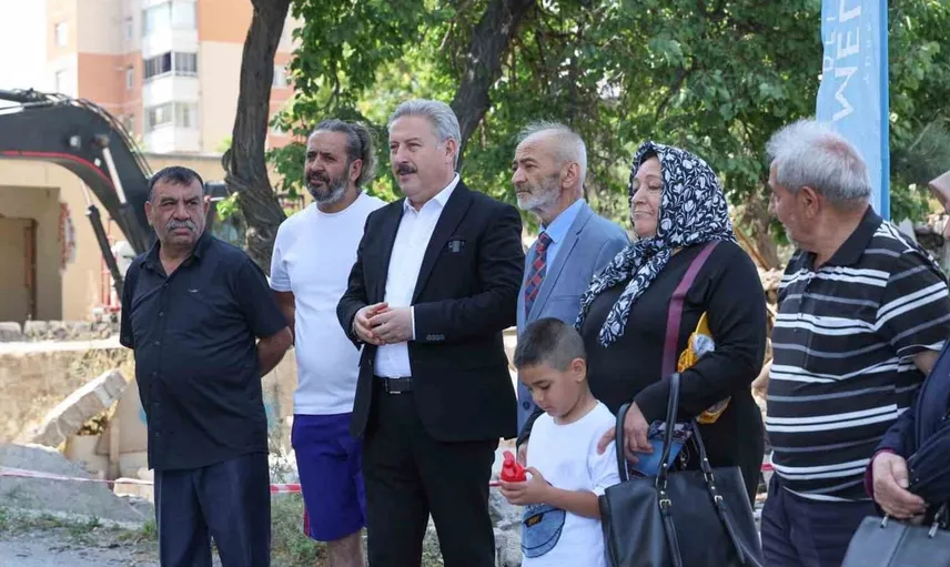 Yıldırım Beyazıt Mahallesi'nde gecekondular yıkıldı, modern park geliyor