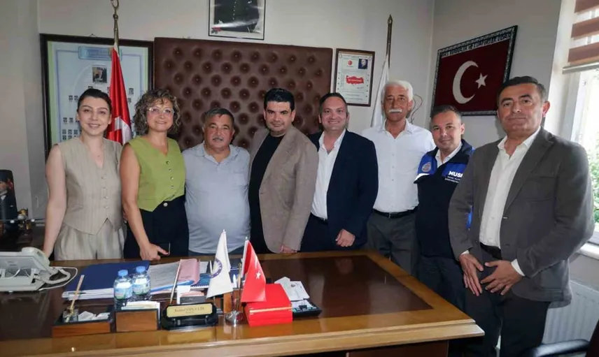 Muğla büyükşehir belediyesi ihtiyaçları dinlemek için ula'da toplandı