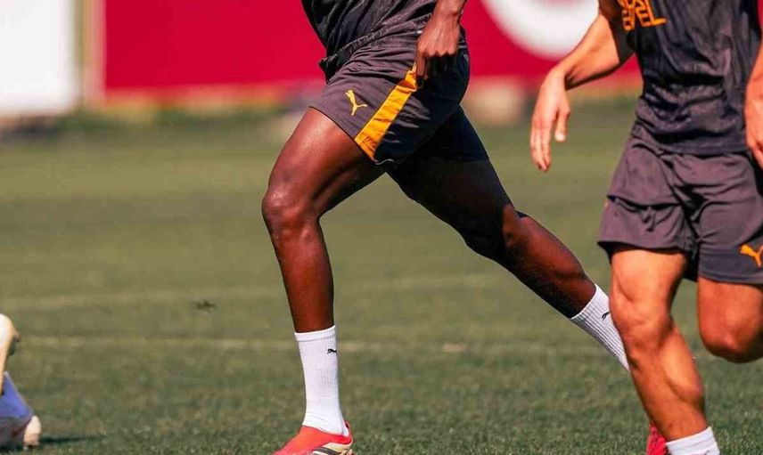 Galatasaray, Sporting maçı öncesi antrenmanlara devam ediyor