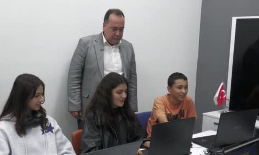 Akademi Manisa'dan gelecek vaat eden yazılım projeleri