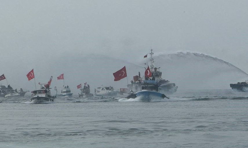 Zonguldak'ta Cumhuriyet Bayramı kutlamalarında deniz gösterisi heyecanı