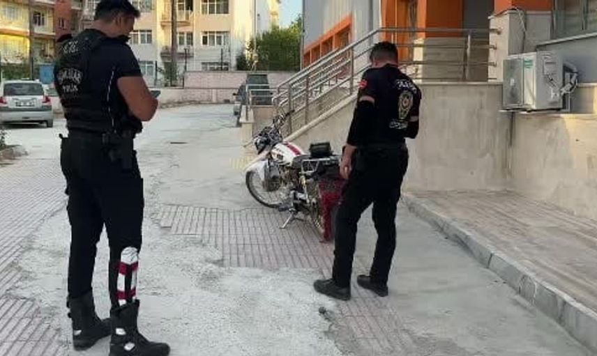 Kaçan sürücü ehliyet sınavına girdi: Polis kapıda bekledi