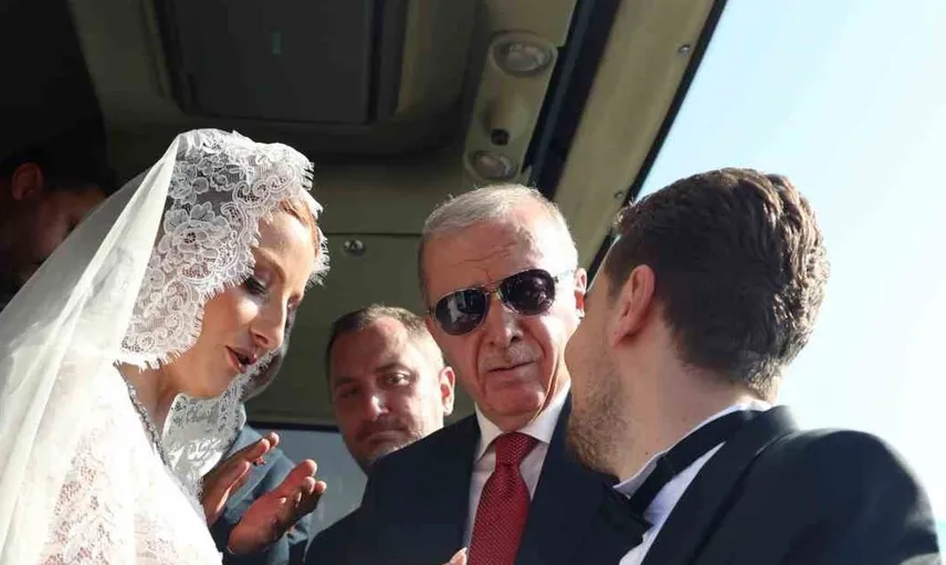 Cumhurbaşkanı Erdoğan, Samsun'da coşkuyla karşılandı