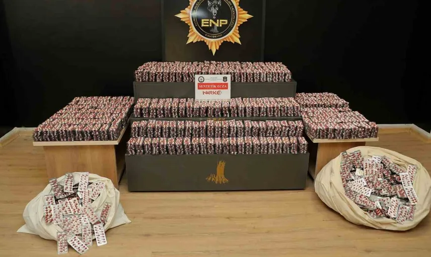 Eskişehir'de düzenlenen operasyonda 53 bin hap ele geçirildi, 1 şüpheli gözaltında