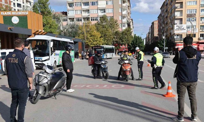 Elazığ'da motosiklet denetimi: 63 sürücüye büyük ceza