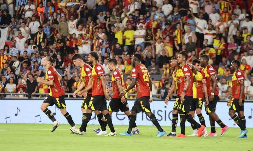 İsmail Köybaşı'nın jübile maçında Göztepe, Trabzonspor'u yenerek sahadan ayrıldı