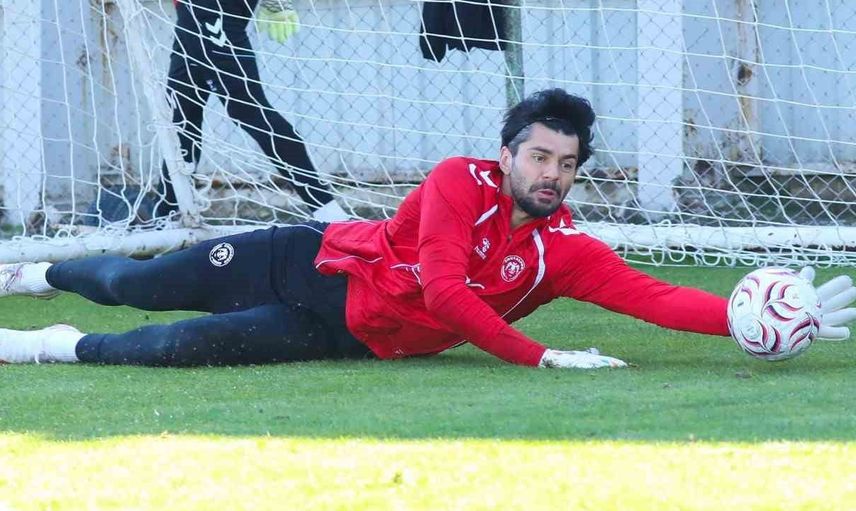 Konyaspor, Gençlerbirliği maçı öncesi yoğun çalışma temposunda