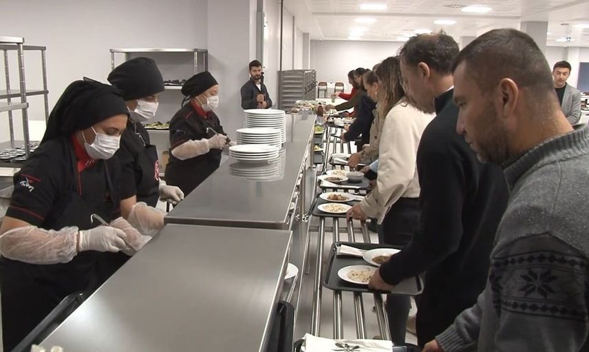 Eskişehir osmangazi üniversitesi'nde merkezi mutfak binası açıldı