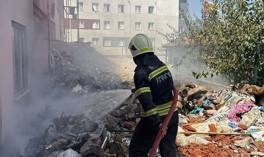 Muğla’nın Menteşe ilçesinde yangın paniği