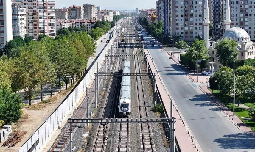 Konya'nın banliyö hattı için yeni araç alımı ihalesi başladı