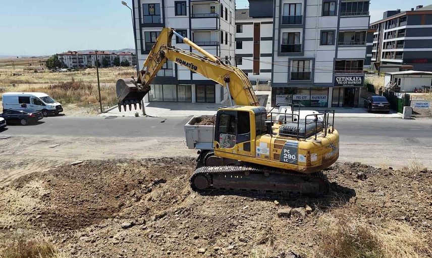 Çorlu'da bulvar yenileme çalışmaları sürüyor