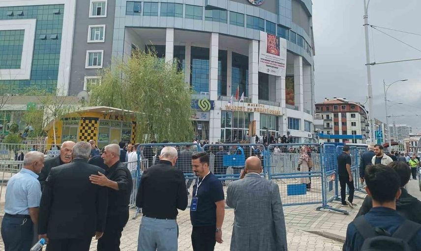 Oğuzhan Ata Sadıkoğlu, MTSO başkanlığını yeniden kazandı