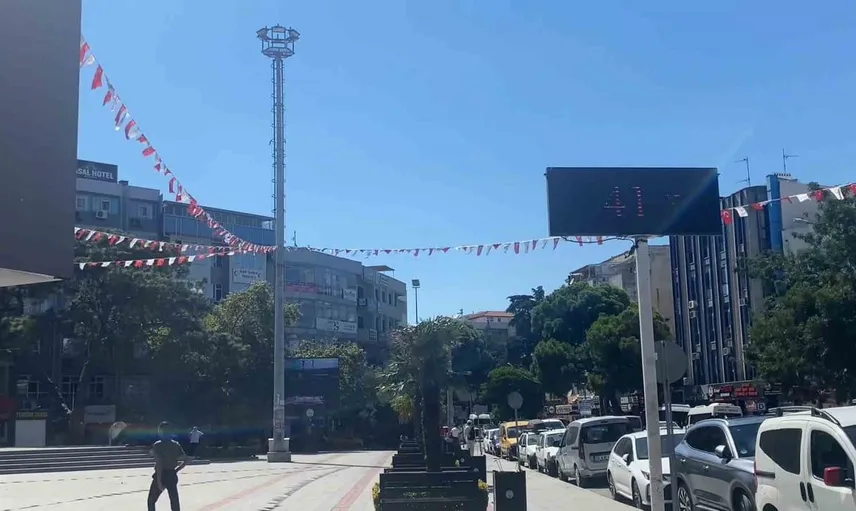 Edremit körfezi yaz sıcaklarının etkisi altında