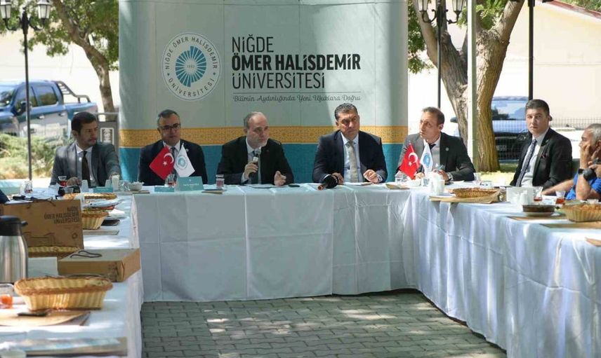 Nöhü, geleceğin meslekleri ve güçlü altyapısıyla üniversite adaylarını bekliyor