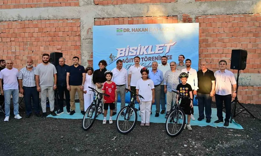 Bahçelievler'de 100 çocuk bisikletlerine kavuştu
