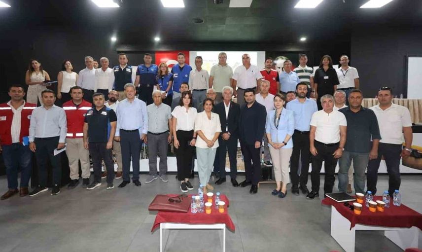 Muğla büyükşehir'den milas'ta muhtarlarla koordinasyon toplantısı