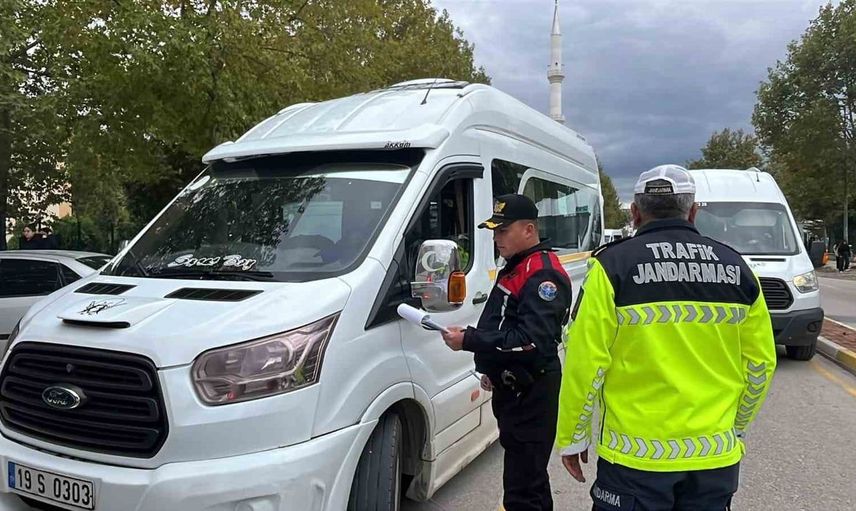 Çorum'da öğrencilerin güvenliği için dronlu denetim uygulaması