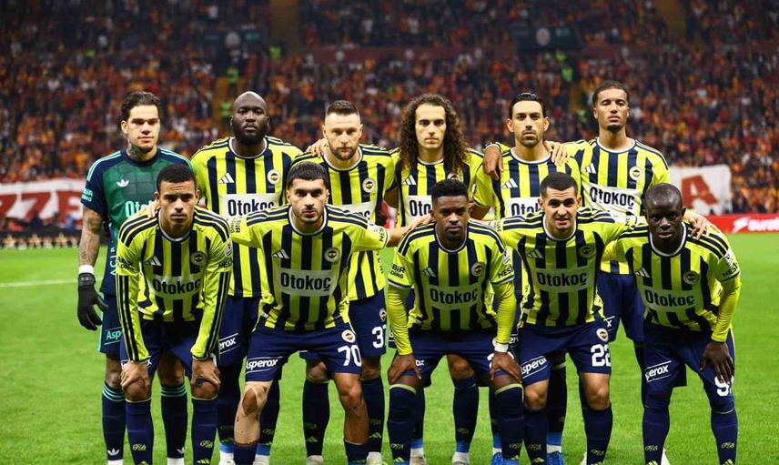Derbide dikkat çeken değişiklikler: İsmail Kartal Fenerbahçe'yi sahaya sürdü