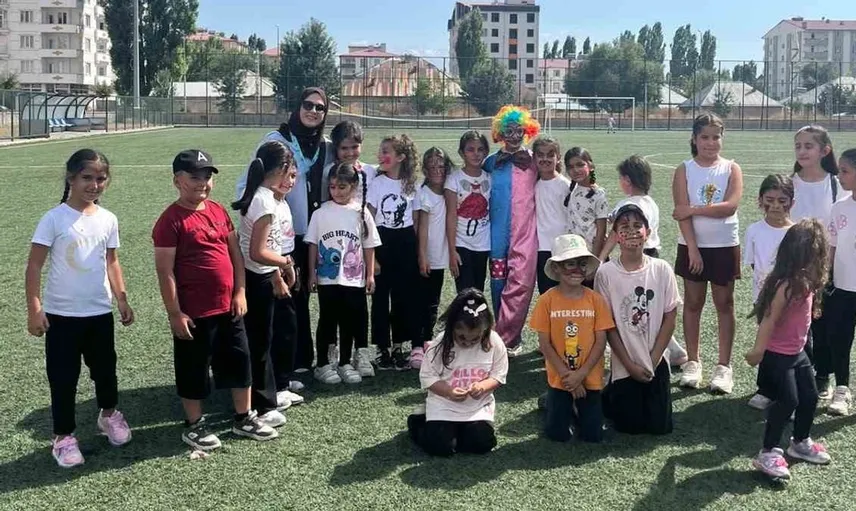Patnos'taki gençlik festivali katılımcılardan tam not aldı