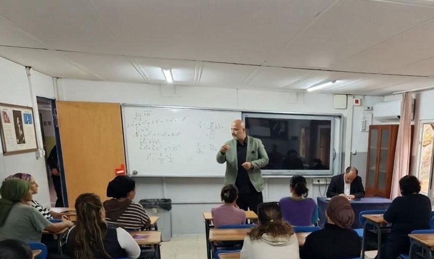Bodrum’da öğrenciler yazarlarla buluşarak bilim ve edebiyat sevgisini pekiştirdi