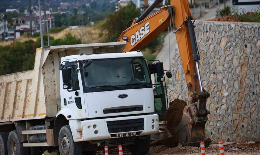 Tokat’ta altyapı yenileme çalışmaları tüm hızıyla sürüyor