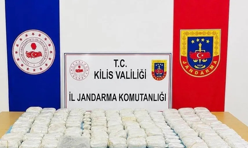 Kilis'te jandarma operasyonuyla büyük uyuşturucu yakalaması: 90,5 kilo ele geçirildi