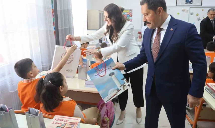 Hatay'da yeni eğitim dönemi başladı: 360 bin öğrenci okullarına döndü