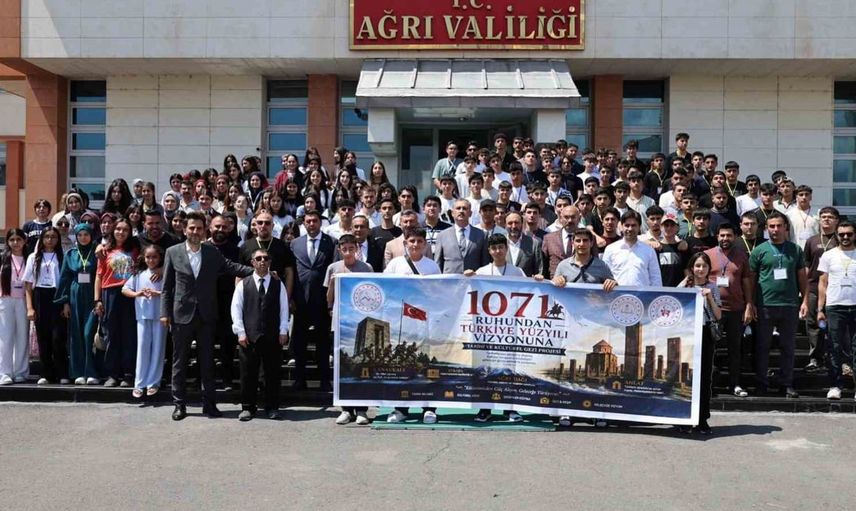 Ağrı'dan 200 öğrenci tarih yolculuğuna çıkıyor