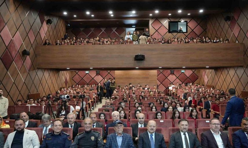 TUSAŞ Genel Müdürü Demiroğlu gençlere seslendi: 'Fırsatları iyi değerlendirin'