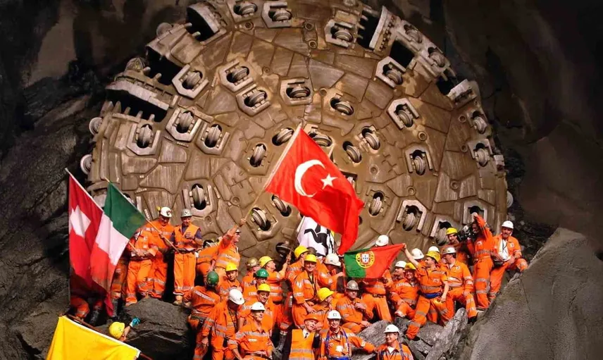 Rönesans, uluslararası müteahhitlik listesindeki yerini 11 yıldır koruyor