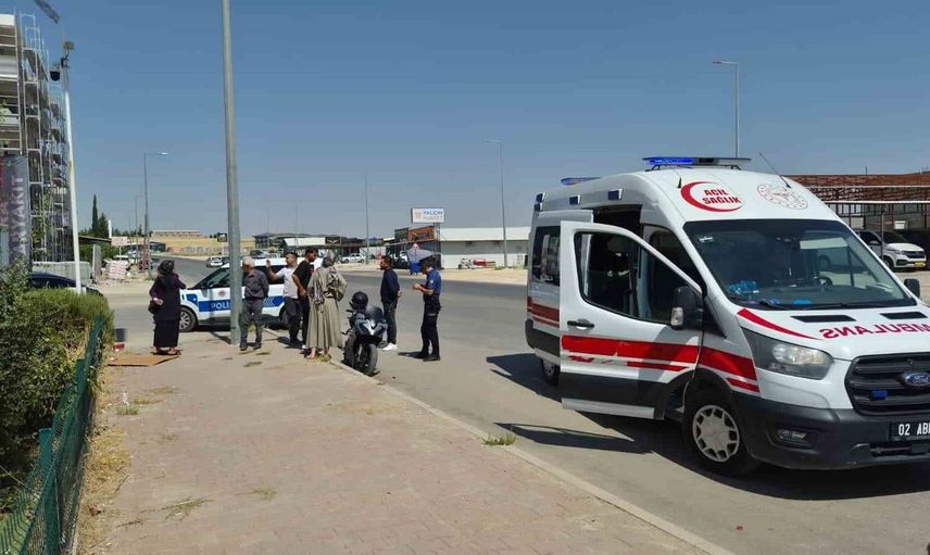 Otomobil ile motosiklet çarpıştı: Bir yaralı