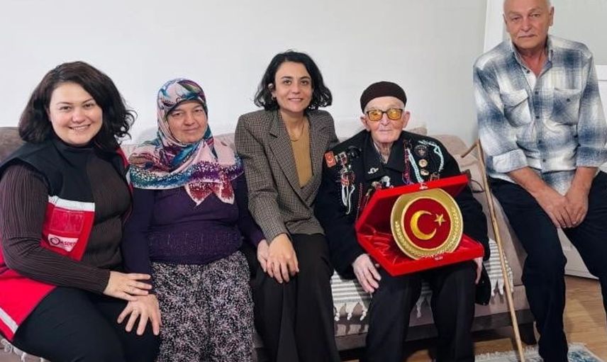 Bilecik'te şehit ailesine unutulmaz vefa ziyareti