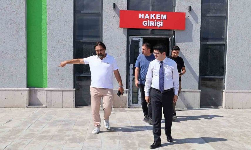 Arsuz'a yeni kapalı spor salonu inşaatında sona yaklaşıldı