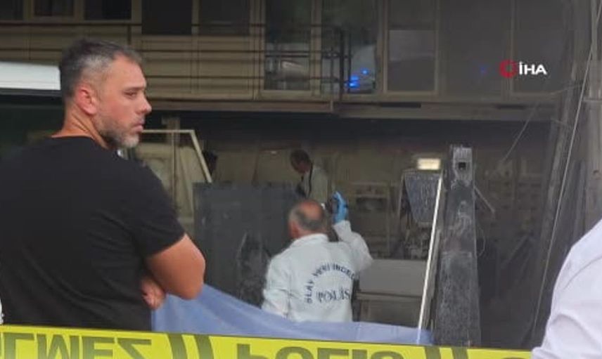 Mermer yüklü kamyonetten düşen kadın hayatını kaybetti