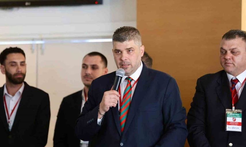 Karşıyaka için birlik çağrısı: Yiğit Tusder'den yeni teknik direktöre destek
