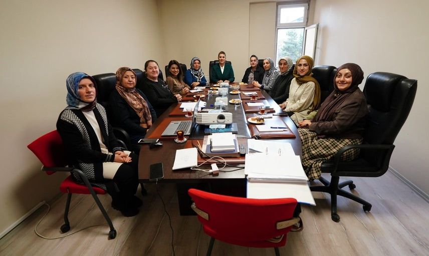 Kadın girişimcilerin güç birliği: Erzurum'daki toplantıda yeni projeler masaya yatırıldı
