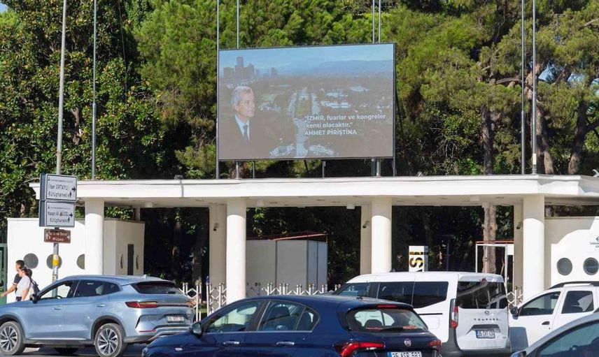Ahmet Piriştina'nın vizyonu LED ekranda hayat buluyor