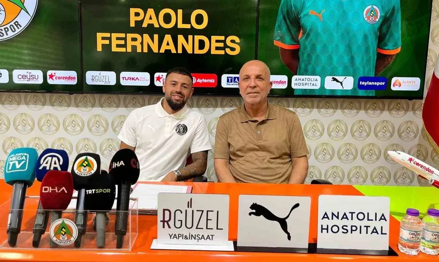 Alanyaspor, AEK'dan Paolo Fernandes'i kadrosuna kattı