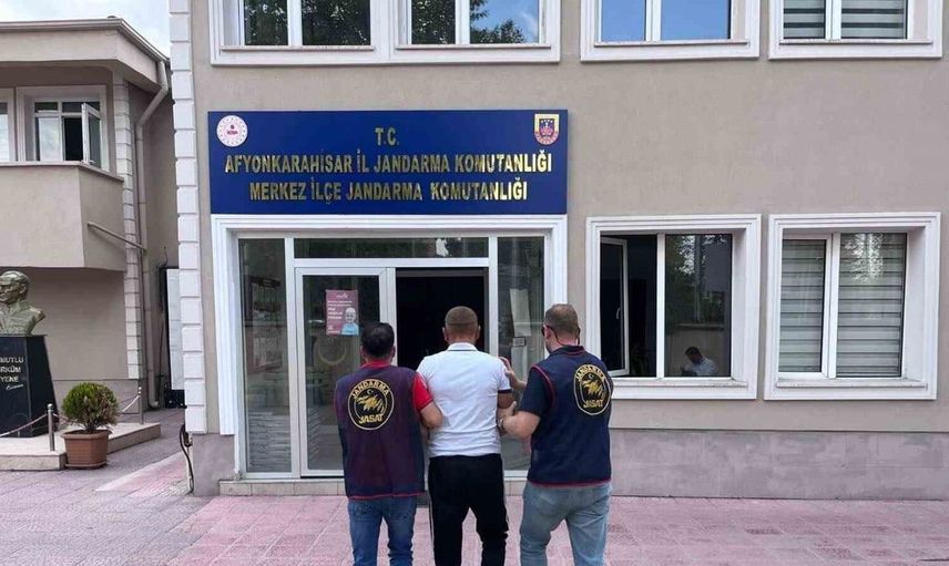 Jandarma, 20 yıl ceza alan aranan şahsı Çayırbağ'da yakaladı