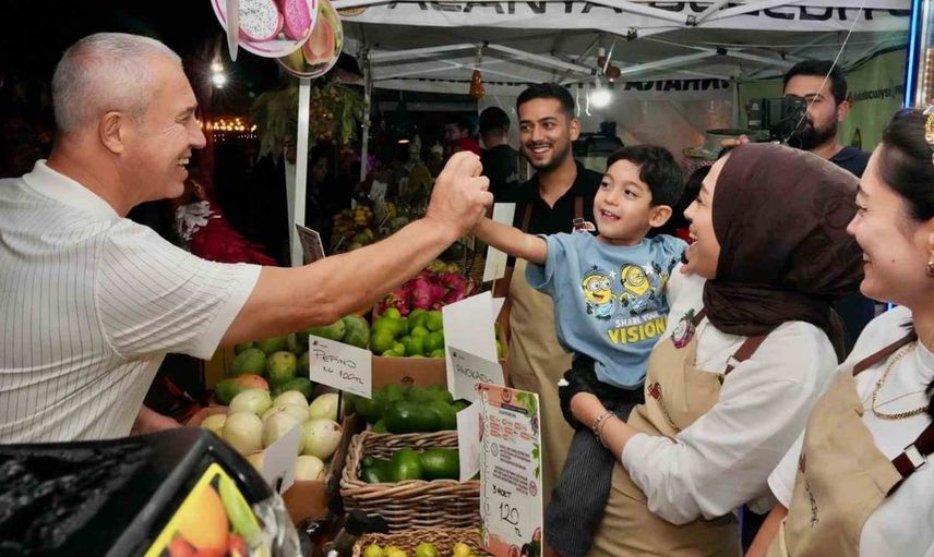 Tropikal meyve festivali ile alanya'nın lezzetleri dünyaya tanıtıldı