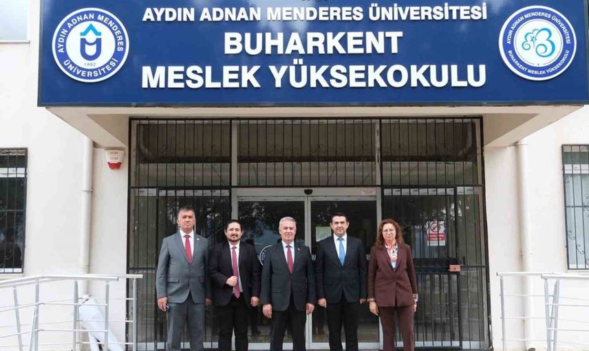 Buharkent'te gençlere Avrupa fırsatları ve proje yazma eğitimi verildi
