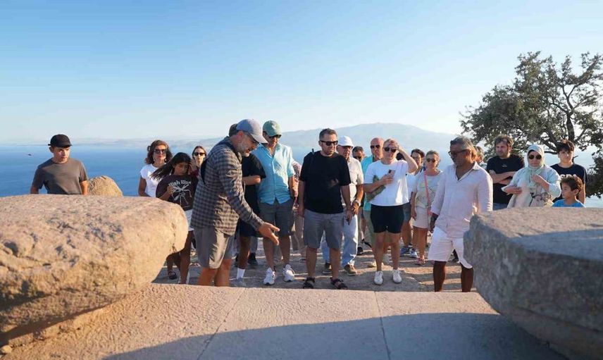 Çanakkale kültür yolu festivalinde assos ören yeri keşfedildi